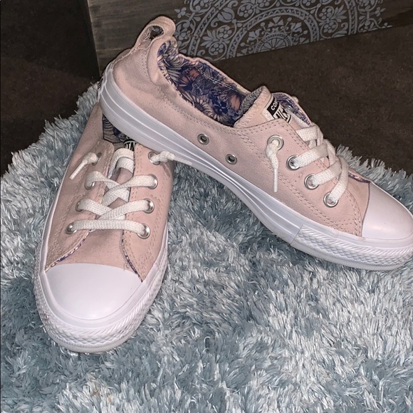 new pink converse